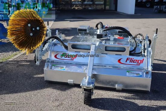 Riego -  - fliegl agrocenter kehrmaschine 1550