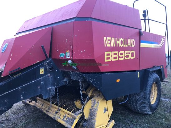 Empacadora gigante - New Holland BB950