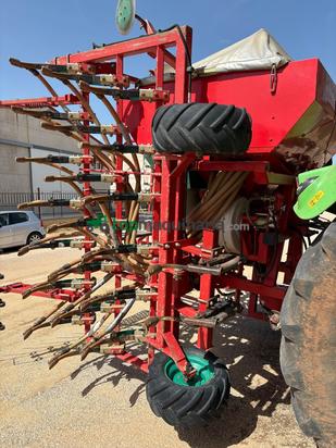 Sembradora Kverneland  TS-500