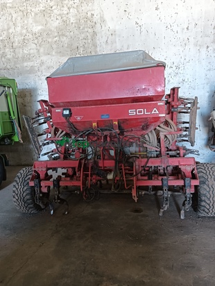 Sembradora en línea neumatica - Sola - Neumasent 900