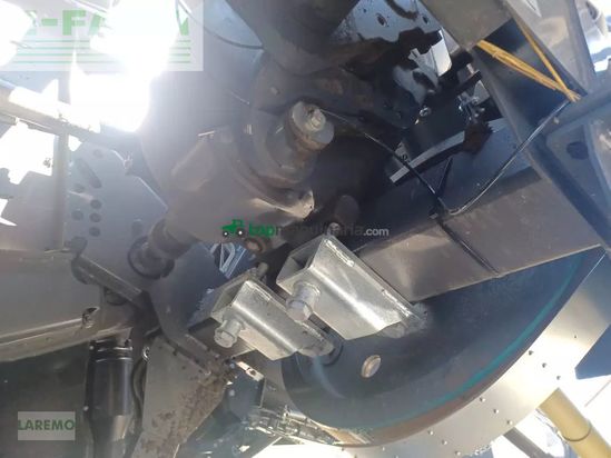 Empacadora gigant - Claas - quadrant 5300 fc evolution