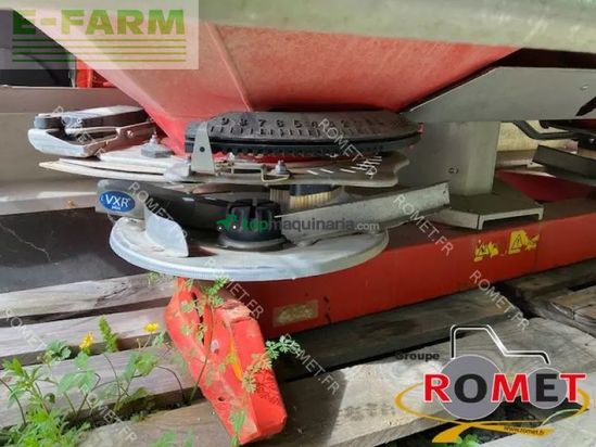 Esparcidor - Kuhn - axis 40.2 m-emc