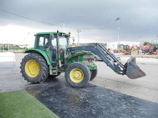 Tractor agrícola - John Deere - 6220