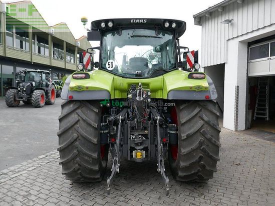 Tractor agrícola - Claas - arion 550 cmatic cebis