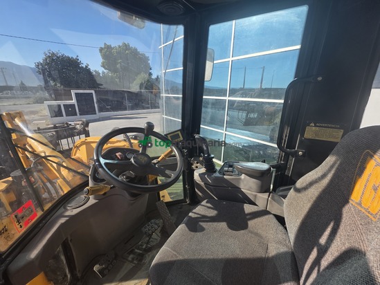Pala cargadora - JCB 411 B