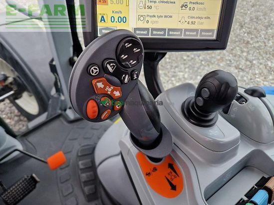 Tractor agrícola - New Holland - t7.200 autocommand