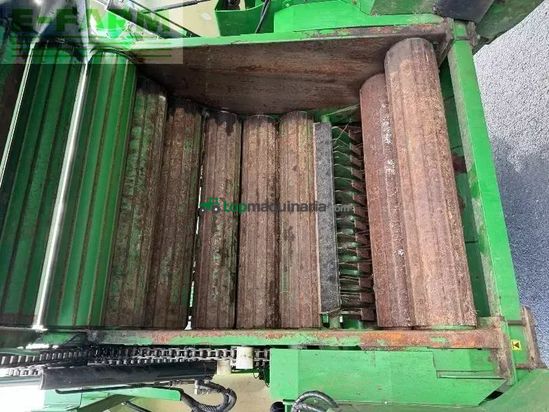 Empacadora gigant - John Deere - c441r