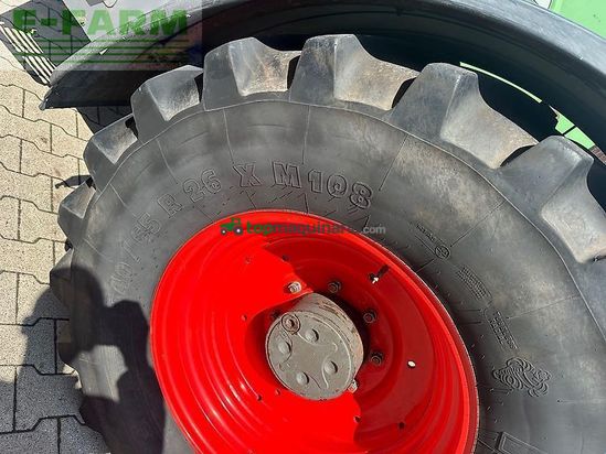 Tractor agrícola - Fendt - 714 com 1