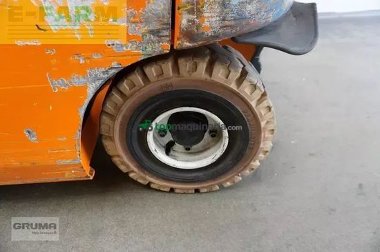 Elevadora - Jungheinrich - efg vac 22