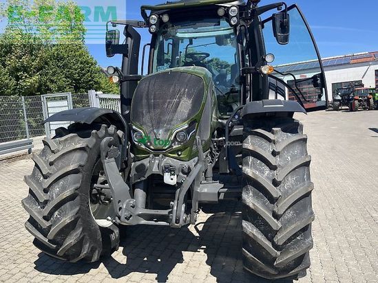Tractor agrícola - Valtra - n 155 a forst m. rüfa und fk