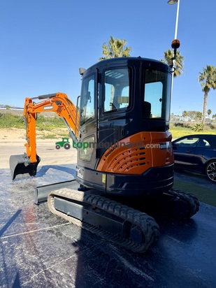 Excavadora Doosan DX35 Z