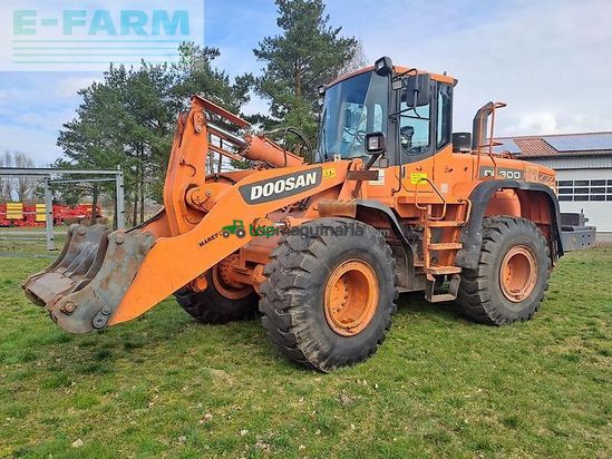 Minicargadora -  - doosan dl 300