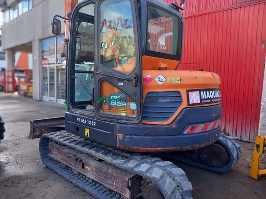 Miniexcavadora DOOSAN DX85R-3
