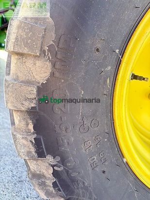 Empacadora gigant - John Deere - 864