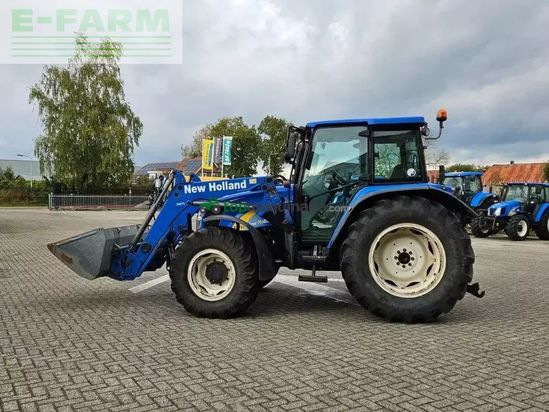 Tractor agrícola - New Holland - t5050 met frontlader