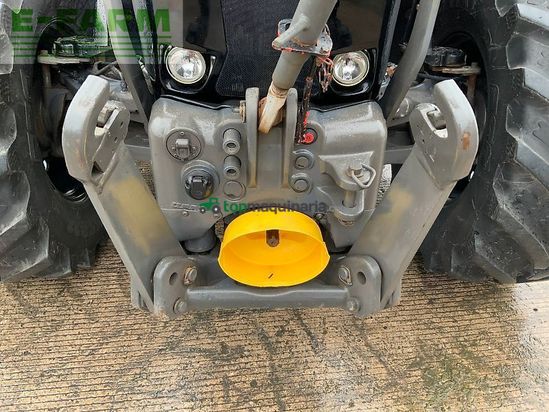 Tractor agrícola - Claas - arion 650 tractor (st24962)