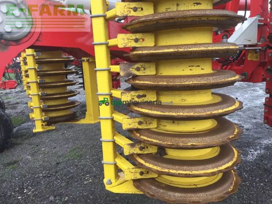 Cultivador - Pöttinger - terradisc 6001t