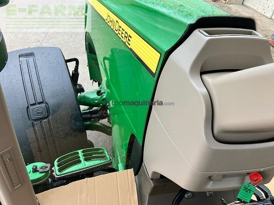 Tractor agrícola - John Deere - 8335r *powr shift*