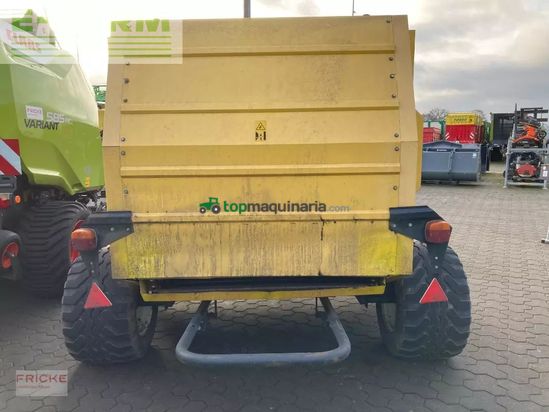 Empacadora gigant - New Holland - br 9060 crop cutter