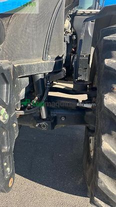 Tractor agrícola - New Holland - t 8.390 uc ultra command