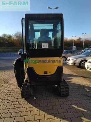Excavadora - Yanmar - sv18