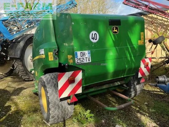 Empacadora gigant - John Deere - f440r