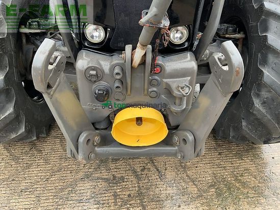 Tractor agrícola - Claas - arion 650 tractor (st24962)