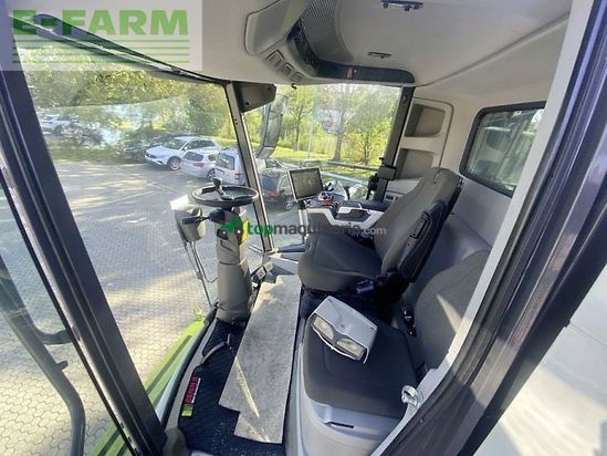 Cosechadora de Cereal - Claas - trion 530 mit vario 620