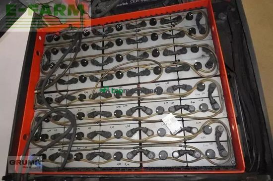 Elevadora - Linde - e 40/600 h 388