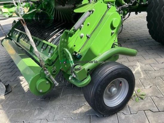 Empacadora gigant - Krone - comprima v 150 xc plus