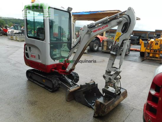 Excavadora - Takeuchi - tb 216 ( 1.865kg ) powertilt + 3 löffel