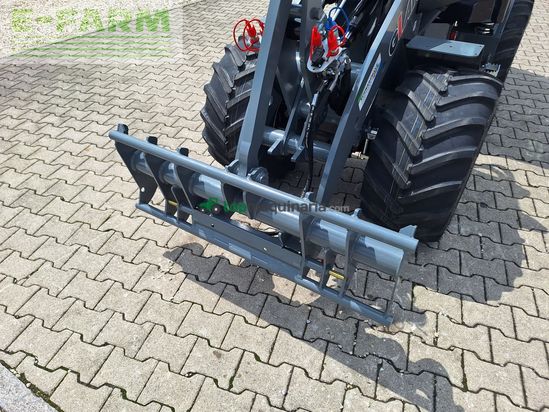 Minicargadora - Giant - g2500 hd