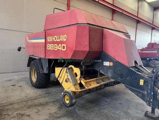 Empacadora gigante - New Holland -  BB940