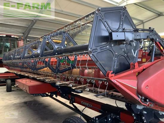 Cosechadora de Cereal - Case IH - 3050 30 ft