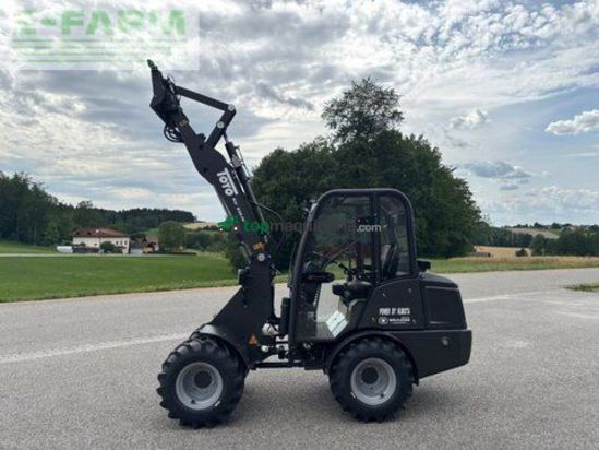Minicargadora - Toyo - 836