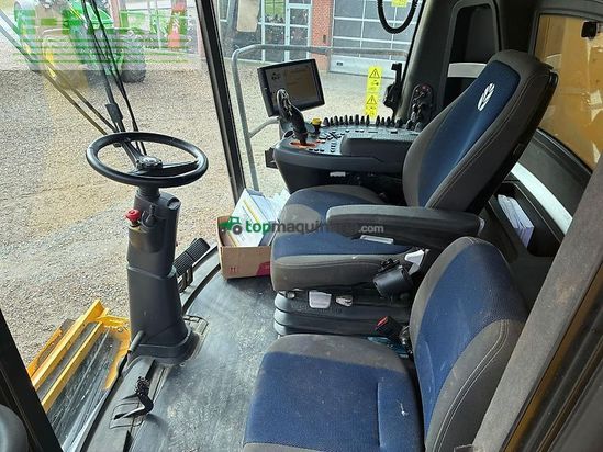 Cosechadora de Cereal - New Holland - cx 8.90 slh