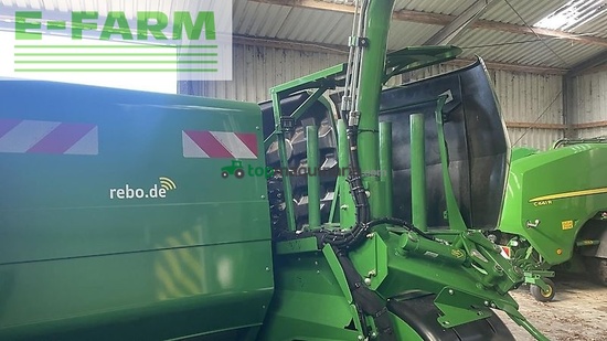 Empacadora gigant - John Deere - festkammer-kombipresse c441r