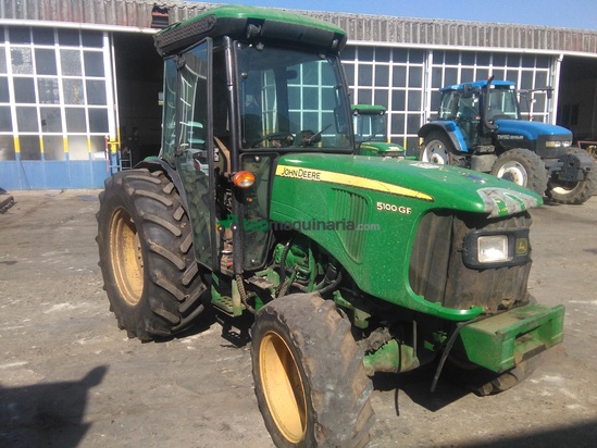 Lote de  tractores - John Deere - 5100 GF- Milenio 70R