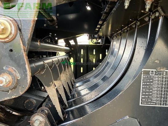 Empacadora gigant - Case IH - lb434