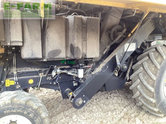 Cosechadora de Cereal - New Holland - tc 5070