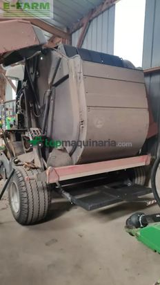 Empacadora gigant - Kuhn - vb2255