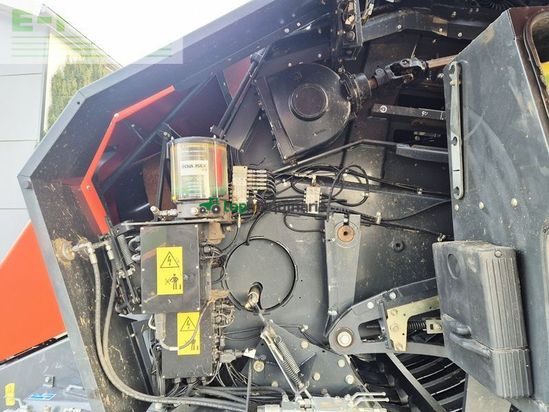 Empacadora gigant - Kuhn - lsb 1290 id quaderballenpresse