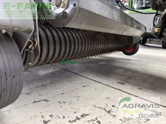 Empacadora gigant - Claas - quadrant 5200 fc t