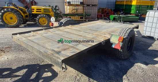 Plataforma porta-máquina basculante