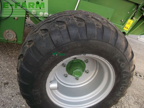 Empacadora gigant - Krone - fortima v 1500 multi cut