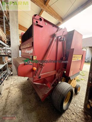 Empacadora gigant - New Holland - 640 b bale command