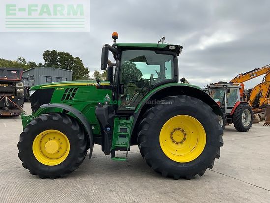 Tractor agrícola - John Deere - 6215r tractor (st23985)