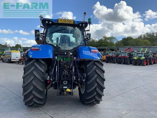Tractor agrícola - New Holland - t7.230 tractor (st24298)