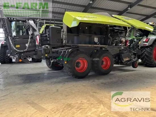 Empacadora gigant - Claas - quadrant 5200 fc t