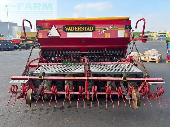 Sembradora - Väderstad - rapid 300 s